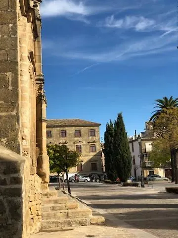 Apartamentos “Quotidianum” Úbeda 0*,  Španělsko